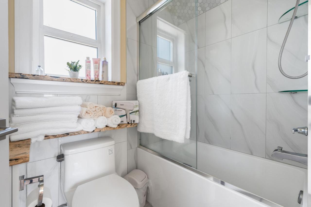 Three Bedrooms Brand New Laneway House Near Public Transit Vancouver Eksteriør bilde